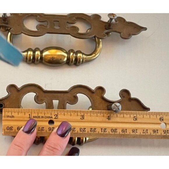 4 Vintage Brass Architectural Salvage Drawer Pulls Hardware USA No. 28322 Ornate - Picture 7 of 8